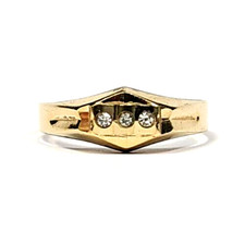 14K YELLOW GOLD AND CUBIC ZIRCONIA BABY RING SIZE 1 1/2