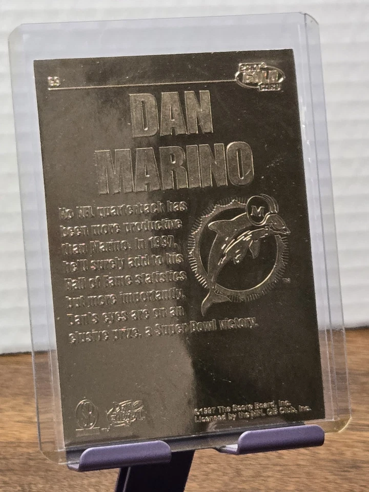 Tablero de puntuación Dan Marino 1997 oro genuino esmeralda gemas de la NFL raro SP HOF!!! Foto 2 de 2