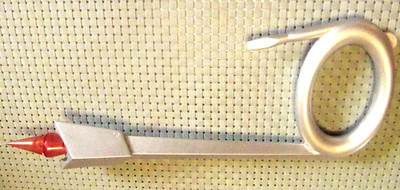 Science Fiction HM-4 ? UFO Strahlenpistole Waffe Orion Raumpatrouille Modell