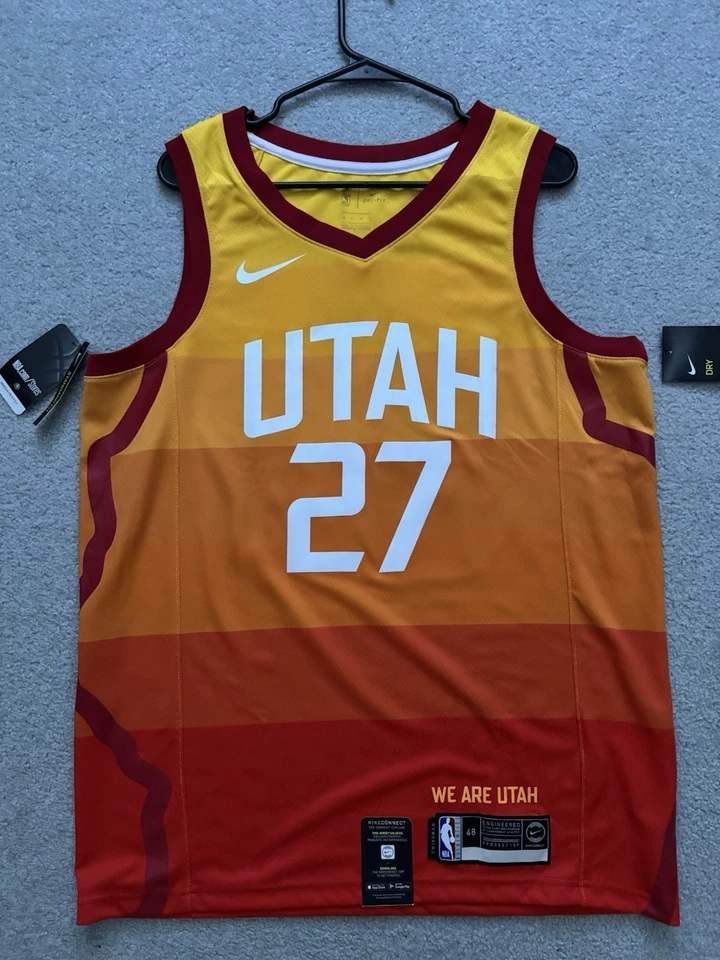 Camiseta firmada por Rudy Gobert Utah Jazz Red Rock Foto 2 de 4