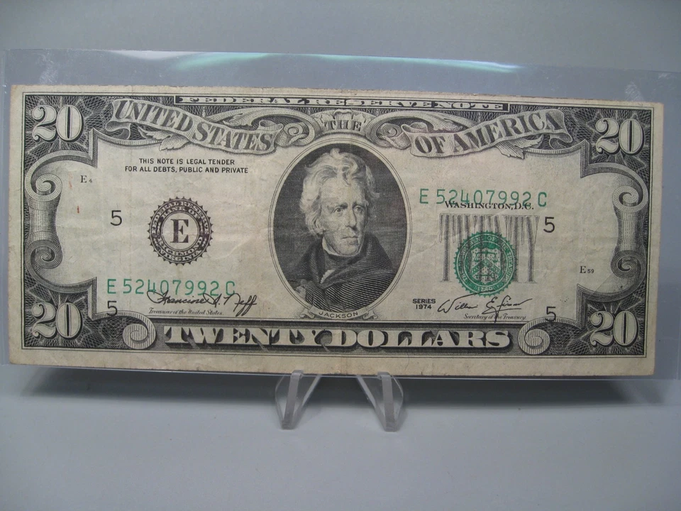 ERROR Note: 1974  $20 TWENTY DOLLAR FRN Note. Third Shift Misaligned. No holes - Image 2 of 4