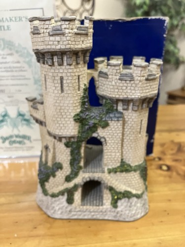 David Winter Cottages The Kingmaker's Castle Skulptur mit Box/COA - Bild 5 von 8