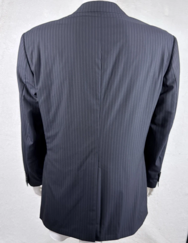 Jaqueta masculina Ing Loro Piana lã da Tasmânia listrada marinha 44 R 2 botões em excelente estado usado - Imagem 3 de 4