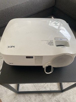 NEC Beamer VT48