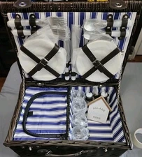 Picnic Time Wicker Basket Plates, Utensils & Glasses Set of 4 New Winery Fun