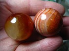 44g 1.25in 42g 1.26in CARNELIAN SARDONYX SPHERES W/WOOD HOLDERS MADAGASCAR #313 — photo 10