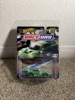 Hot Wheels Premium Rexy Porsche 911 GT3 R (992) Car Culture Race