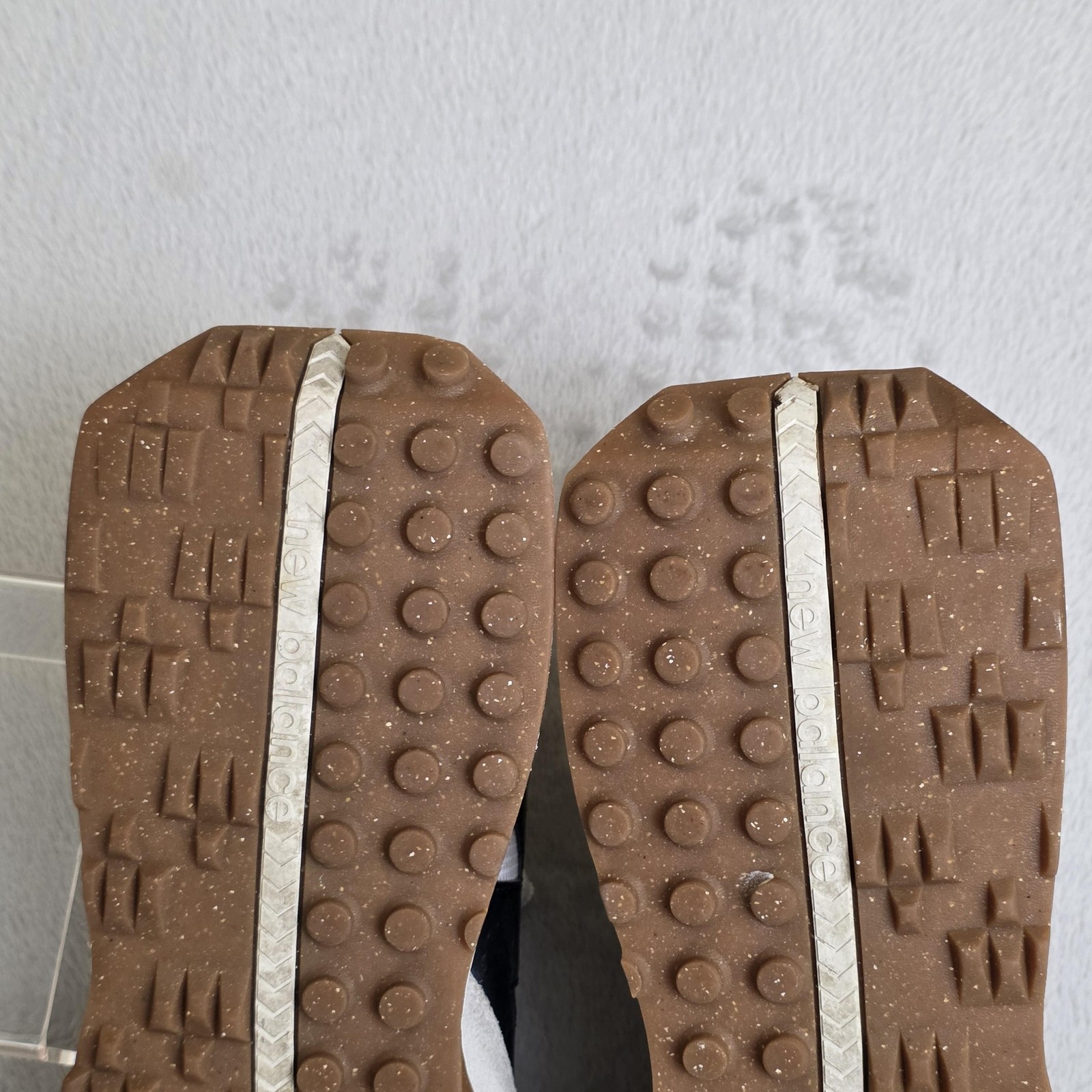 New Balance XC-72 Sneakers Mens 11 Gray White Suede Gum Sole Casual Shoes thumbnail 10