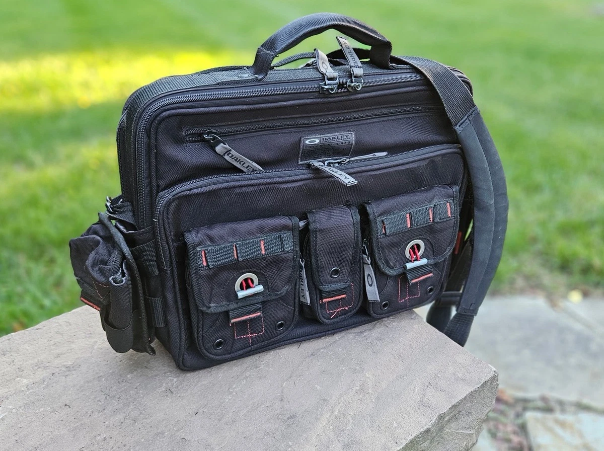 Oakley Men's Nylon Messenger Bags for sale - eBay