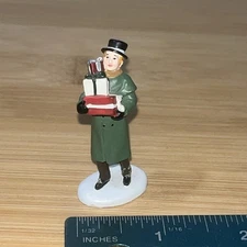 DEPT 56 Seasons Bay Christmas Village REPLACEMENT FIGURE Man Shopping Gifts