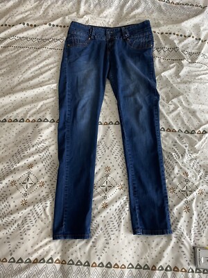 GOGO Jeans 32  Waist, 30  Length Women s Straight Leg Jeans