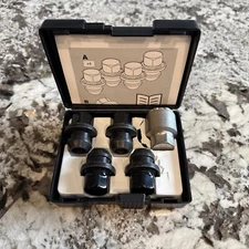 Genuine GM Wheel Lock Kit Black 85039001 With Key and 4 Locks