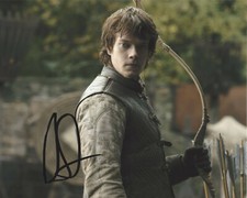 ALFIE ALLEN SIGNED AUTHENTIC 'GAME OF THRONES' THEON 8x10 PHOTO C w/COA ACTOR