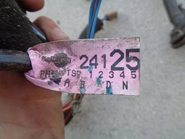 1999 NISSAN MAXIMA FRONT DOOR HARNESS WIRING WIRES WIRE LEFT DRIVER SIDE OEM - Image 3 of 4