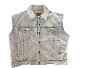 levis white vest