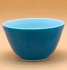 Vintage Pyrex Blue bowl #401 Ovenware 1.5 PT 5 3/4" w x 3 1/4 h Made in the USA