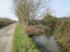 Photo A2 Pond adjacent to Hook Lane Dell Quay Public footpath 237 to Chu c2016