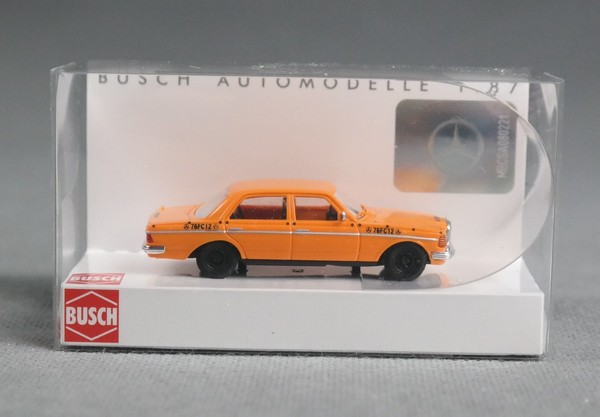 Busch 46873 H0,1:87 Mercedes-Benz W123 Limousine, Crashtest - Neuware!-image