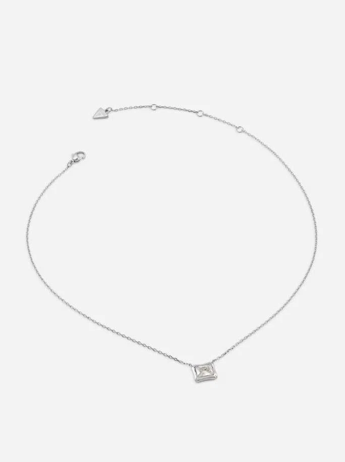 Collana donna Guess con punto luce bianco rettangolare JUBN05252JW - Immagine 3 di 4
