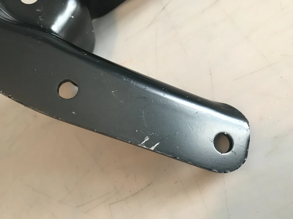 Kit de soporte de resorte de hoja Dorman 722-240 para Dodge Dakota (1998-1999, 2001-2003) Foto 3 de 3