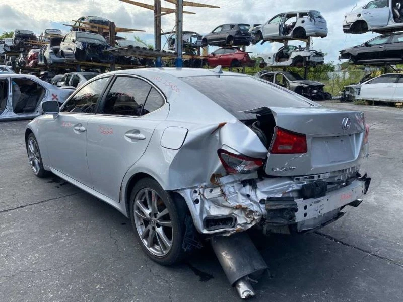 Rocker Panel Molding Passenger Right Side 2006 07 08 09 10 11 12 13 Lexus IS250 Foto 4 de 4