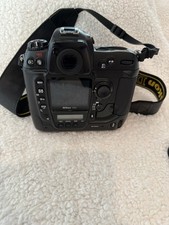 Nikon D2X DSLR + 35-105mm Lens + 3 Batteries + Charger - Tested