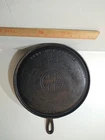 GRISWOLD No. 9 CAST IRON GRIDDLE 609 11" Original Condition