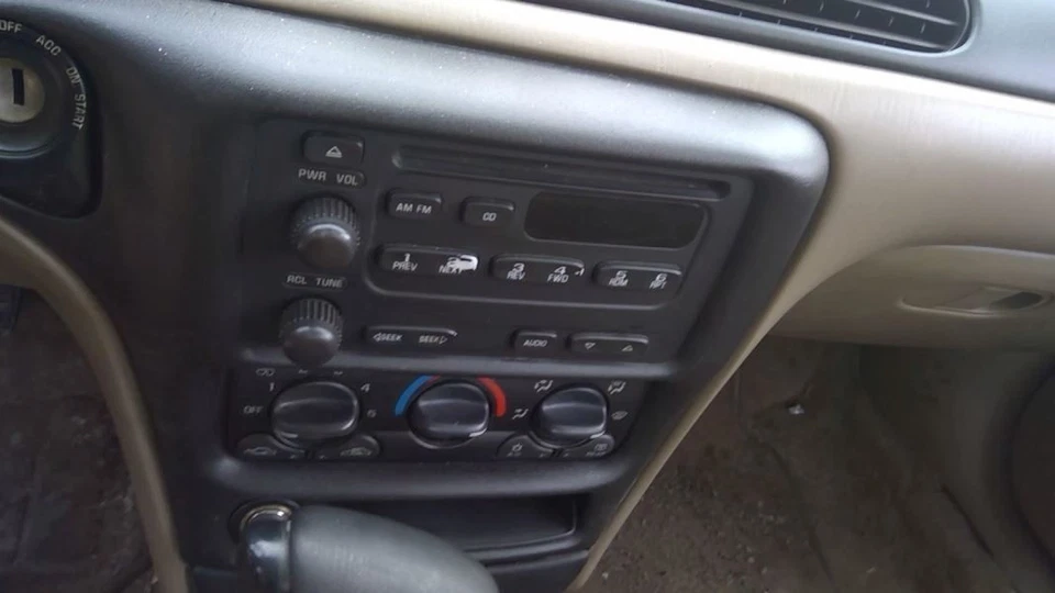 AC Condenser Fits 02-05 GRAND AM 3751504 - Image 4 of 4