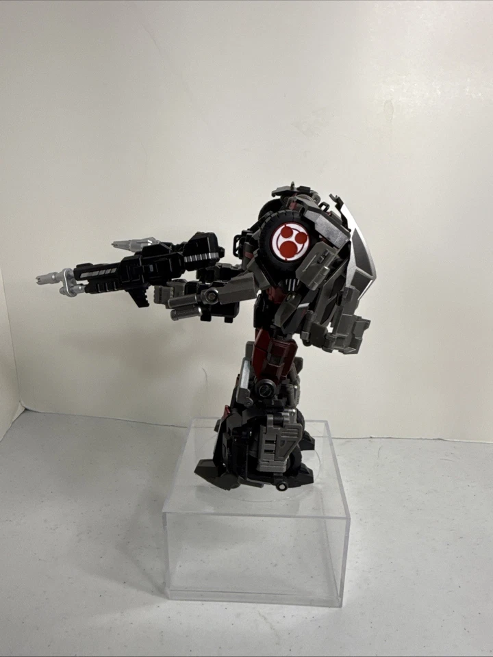 Figura de acción Transformers G-Creation GDW-02C Silverstreak Rebel IDW Blue Flash Foto 4 de 4