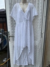 WHITE DIPPED HEM LACE CROSS BUST FLUTTER / ANGEL SLEEVE DRESS SZ 1X uk 18-20