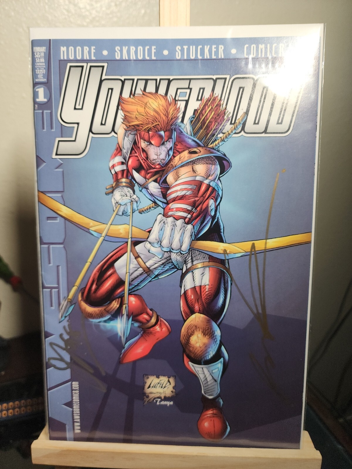 Awesome Comics Youngblood 1 ( Set Of 4) + Holiday Gold 1 + Exclusive Gold 1 .