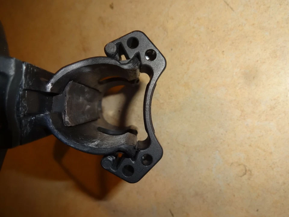 Beto Bottle Cage Road Bike Bicycle Water Bottle Holder Seat Tube - Image 3 of 4