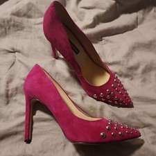 NEW Nine West Womens Magenta Suede Pumps High Heels With Silver Studs Size 10M