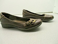 Clarks  62966 Brown Leather Slip On Loafer Comfort Shoes Women's SZ 6M