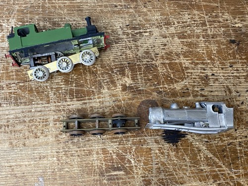 Vintage 00 Gauge Locomotive For Spares Or Repair