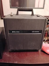 Vintage 16 mm film projector bell &  howell 2592b in working condition