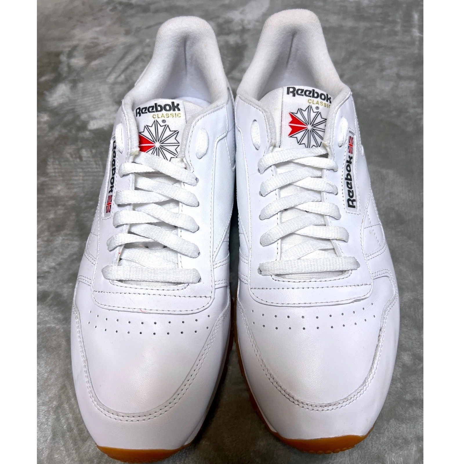 Reebok Classic Leather White Gum Sole Sneakers Mens Size 10.5 Retro 059503