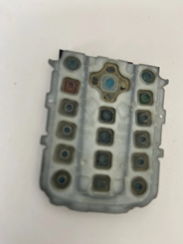 Teclado Original Nokia 6230i en Plateado Original NOKIA Pieza en Buen Estado Foto 2 de 2