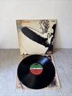led zeppelin self titled vinyl SD 8216 VG+ Amazing!