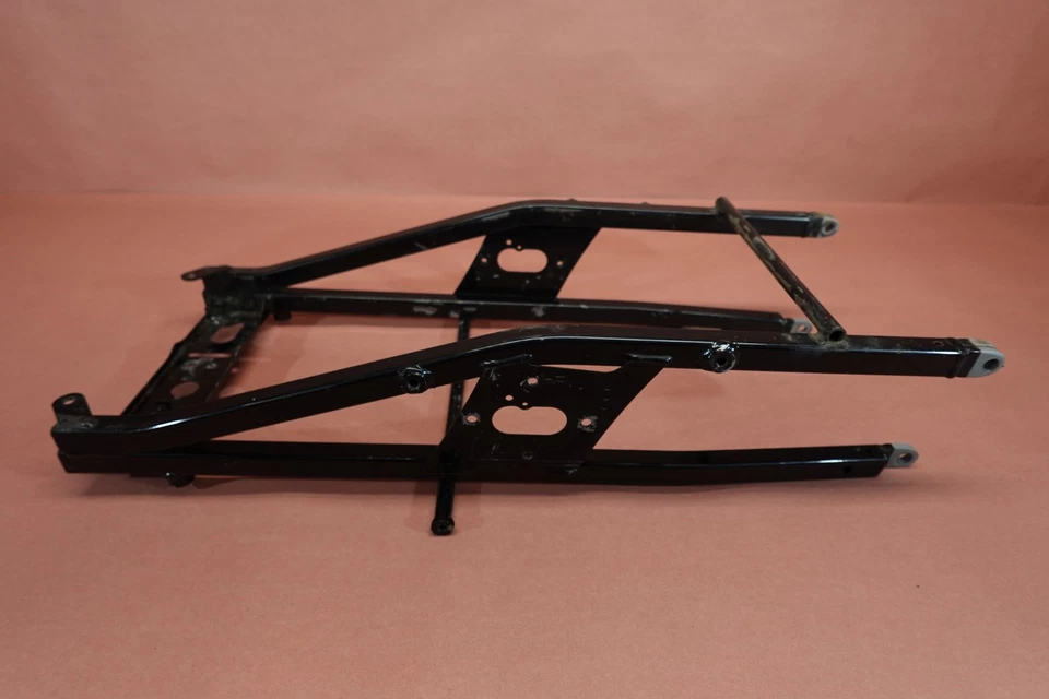 Subquadro traseiro Honda Interceptor 800 VFR800 1998-2001 - Imagem 4 de 4