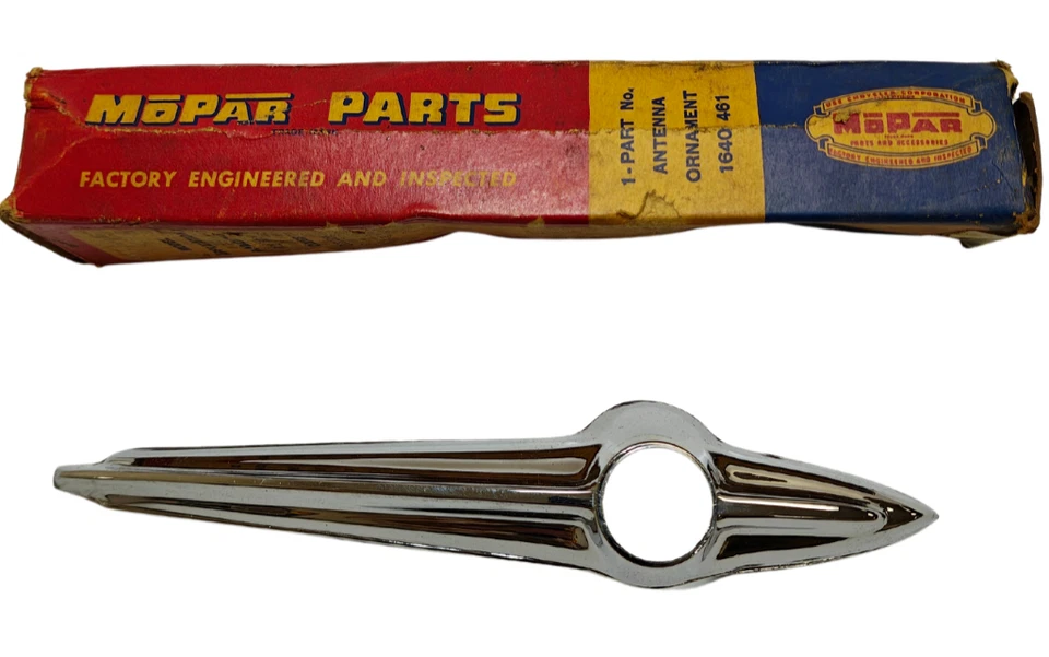 Dodge Plymouth 1955-1956 Antena de acceso Base Ornamento Emblema Insignia 1640461 Nuevo de Lote Antiguo Foto 2 de 4
