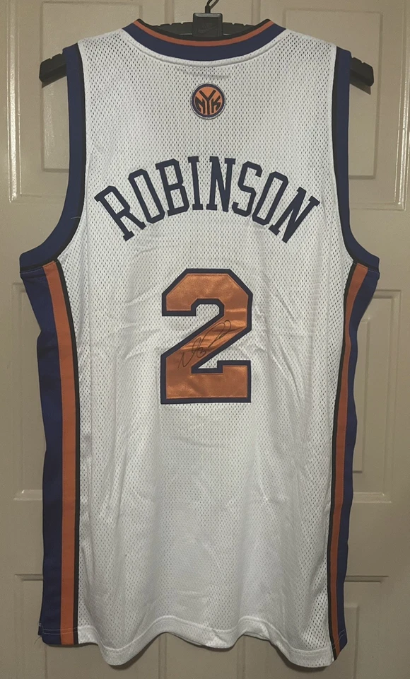 NUEVA YORK KINCKS NATE ROBINSON ADIDAS CAMISETA BLANCA AUTÉNTICA 44 RARA NUEVA CON ETIQUETAS NBA Foto 2 de 4