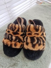 UGG Fluff Yeah Animalia slide sheepskin leopard print and slingback strap.  Uk 4