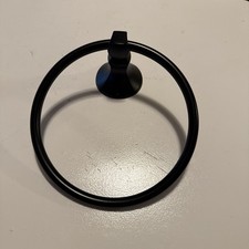 Delta Ashlyn Towel Ring Round in Matte Black 76446-BL NEW COMPLETE OPEN BOX