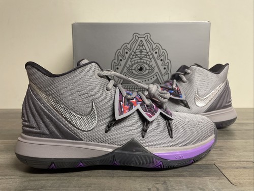 nike kyrie graffiti