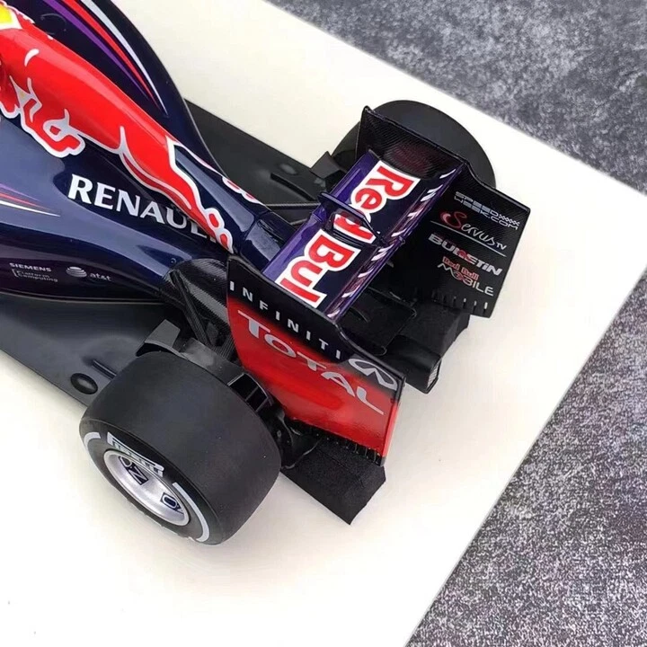 Spark 1:18 Diecast Model RedBull Racing Infiniti RB10 Australia GP 2014 Vettel - Bild 2 von 4