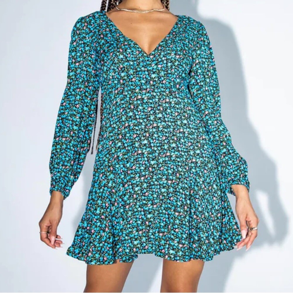 what color shoes with olive green dress Kenzie Mini Dress Green