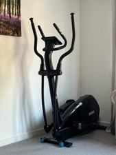 Reebok Cross Trainer Black - no damage lightly Used