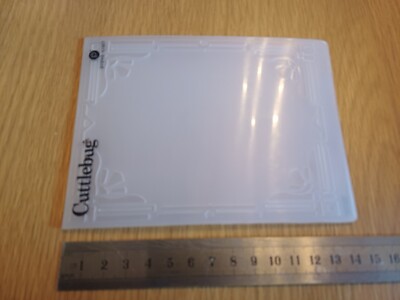 cuttlebug border Embossing Folder Nr 26