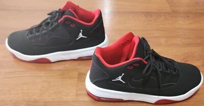 New Nike Air Jordan Max Aura 2 Black Gym Red White CN8094-016 Sz